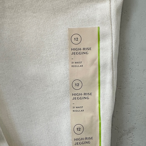 Universal Thread White Ripped Skinny Jeans - Picture 7 of 7